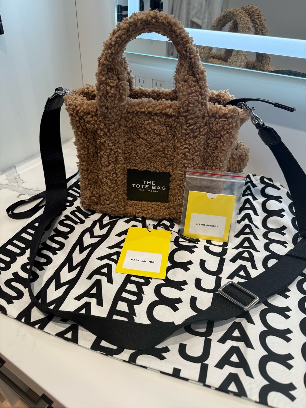 Marc Jacobs Teddy Shearling small Tote in Camel with Black Logo Patch
